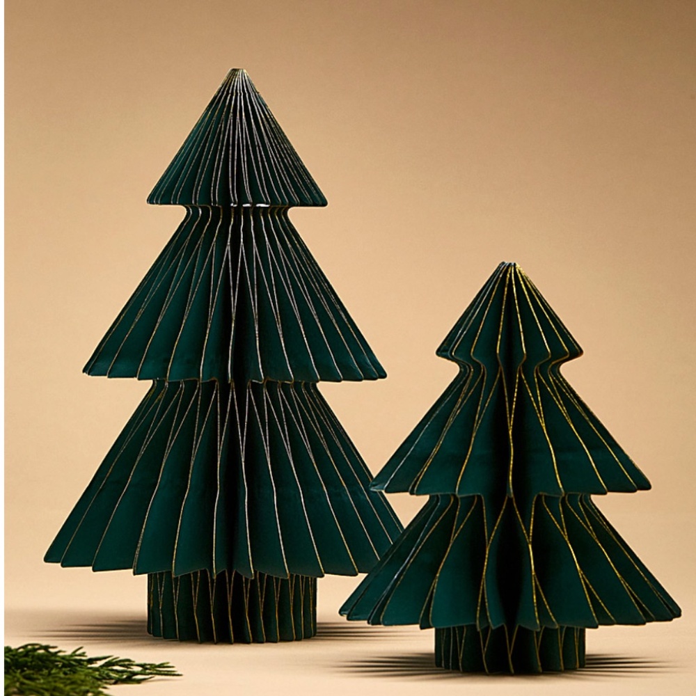 Handcrafted green and gold 3D paper firs Christmas trees set of 2 NWT